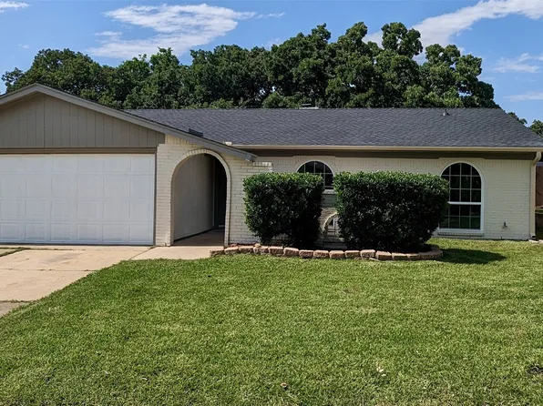 7613 Castillo Rd, Fort Worth, TX 76112