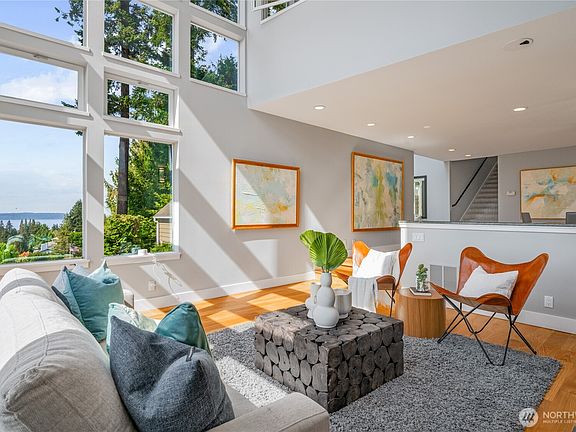3rd image of 7393 Braemar Drive