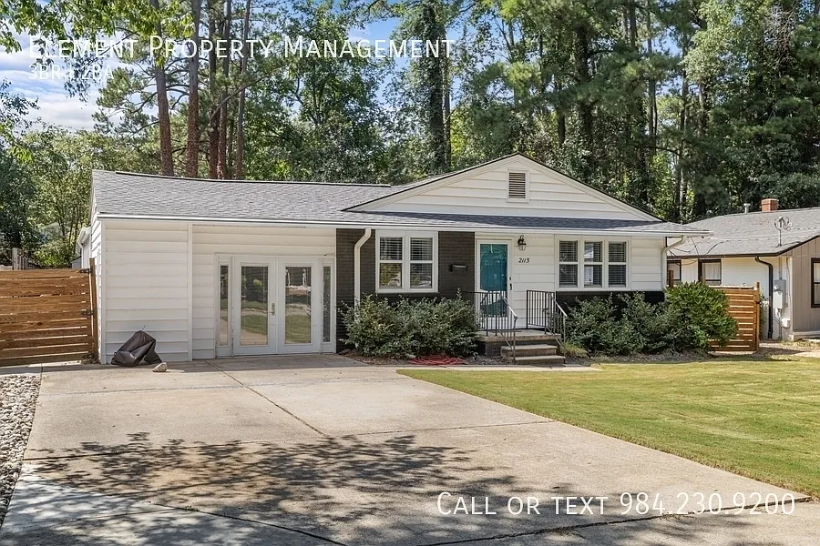 3 bed, 1417 sqft, $3,700 — Photo 2