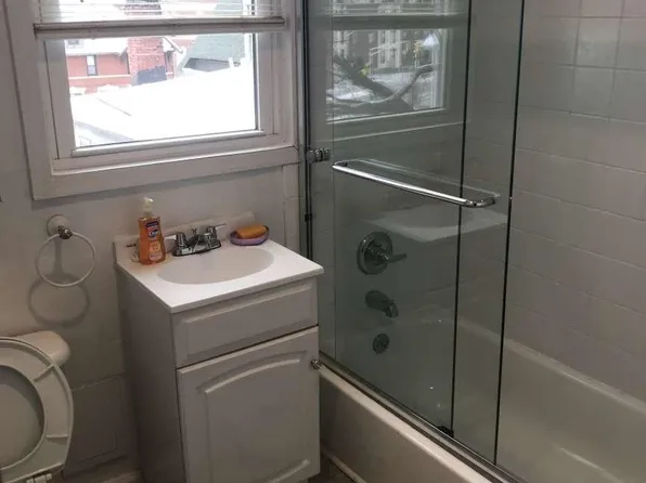 811 Montgomery Street image 6 of 6