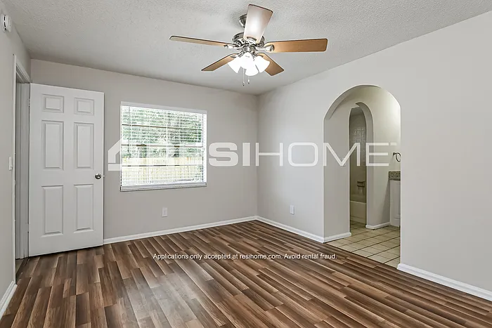 3848 Beachman Dr — Photo 10