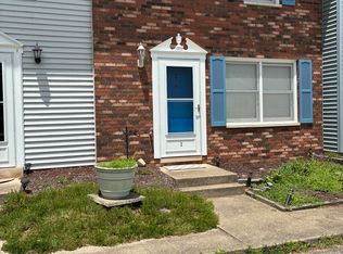 2 Country Glen Dr #2, Ona, WV 25545