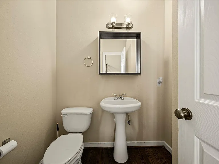 1331 W 21st St #B — Photo 24