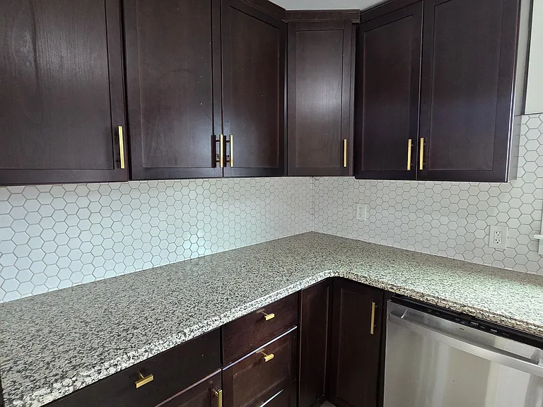 5806 Fleetwing Dr — Photo 3