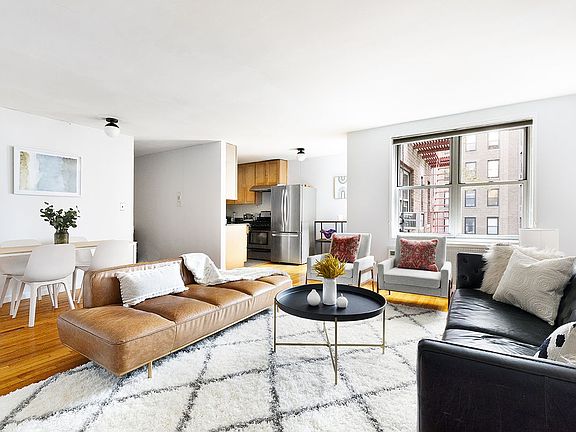4th image of 302 E 88th St APT 4C