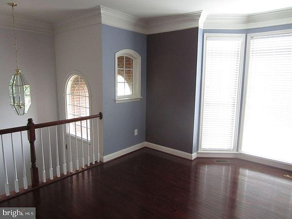5th image of 5443 Serviceberry St