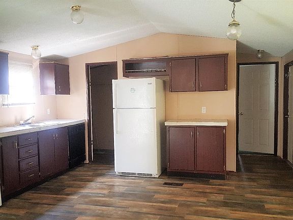 3rd image of 298 McKayla Cir