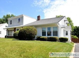 1419 Edgewood Ave, Abington, PA 19001