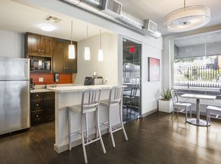 21315 Roscoe Blvd APT 138, Canoga Park, CA 91304