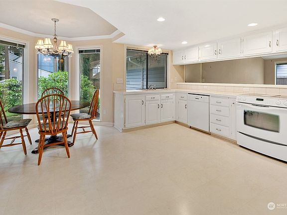 5th image of 2602 144th Street SE