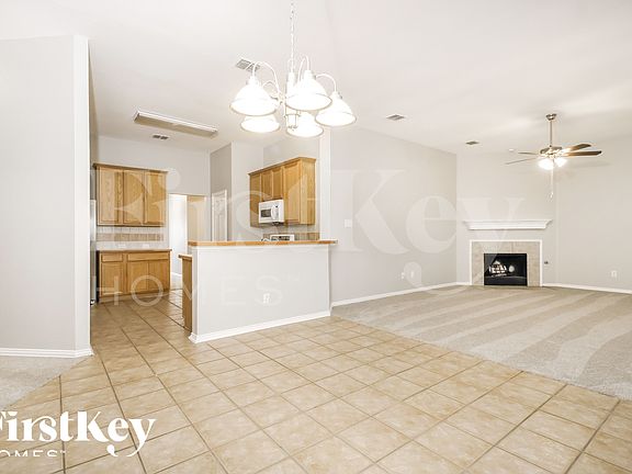 5th image of 8 Willowstone Ct