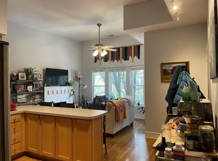 5654 N Wayne Ave #3, Chicago, IL 60660