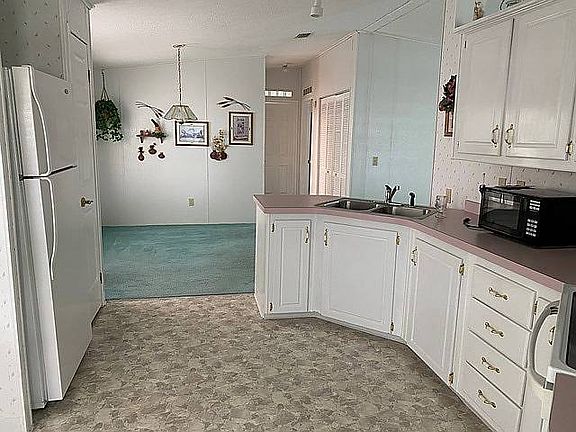 4th image of 85 Dockside Dr #94