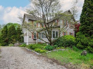 9 Raymond Ave, Hatfield, MA 01038