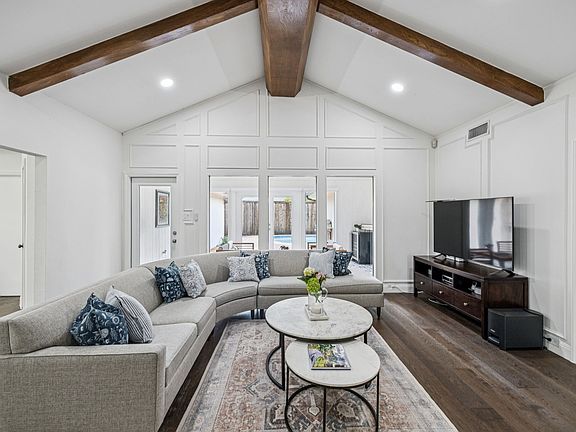 4th image of 6021 Timber Creek Ln