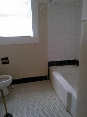 4th image of 3622 Touro St