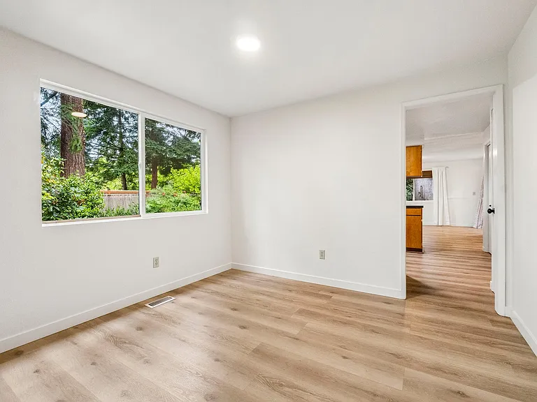 8615 236th St SW — Photo 10