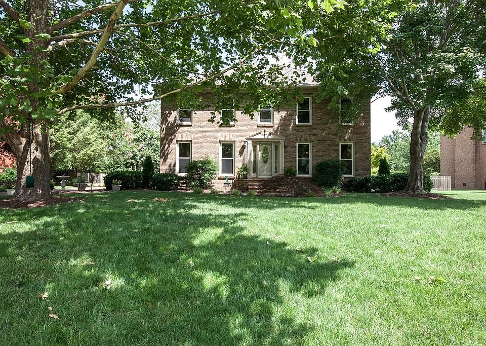 1st image of 1620 Cabot Dr