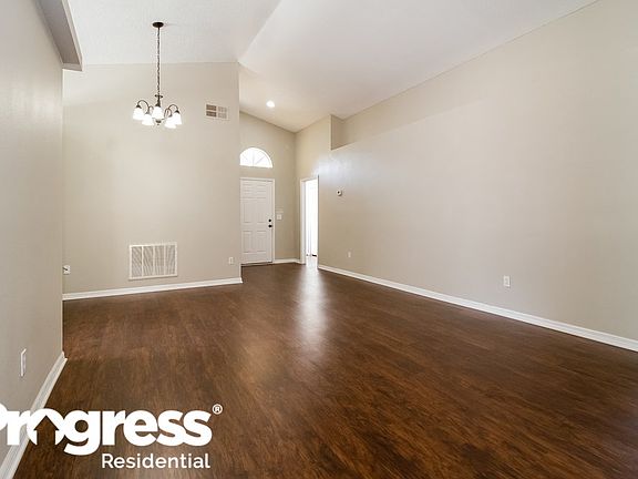 3rd image of 16443 Golden Eagle Blvd