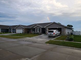 2107 14th St, Camanche, IA 52730