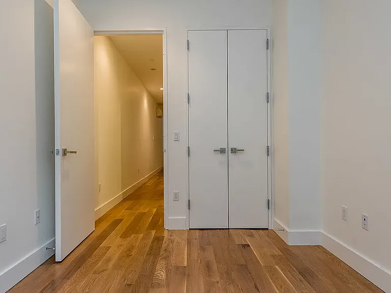 83 Winthrop St #1C — Photo 17