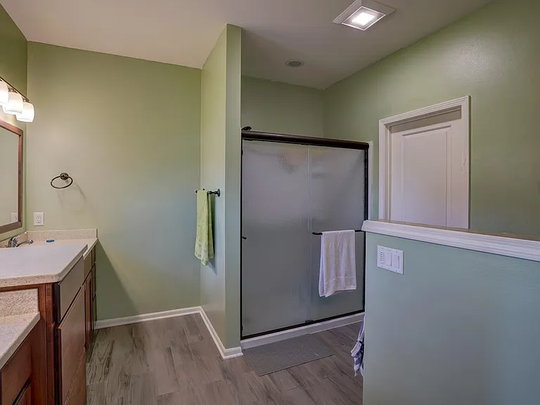 9618 Sweet Autumn Dr — Photo 17