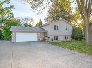 14145 36th Ave N, Plymouth, MN 55447