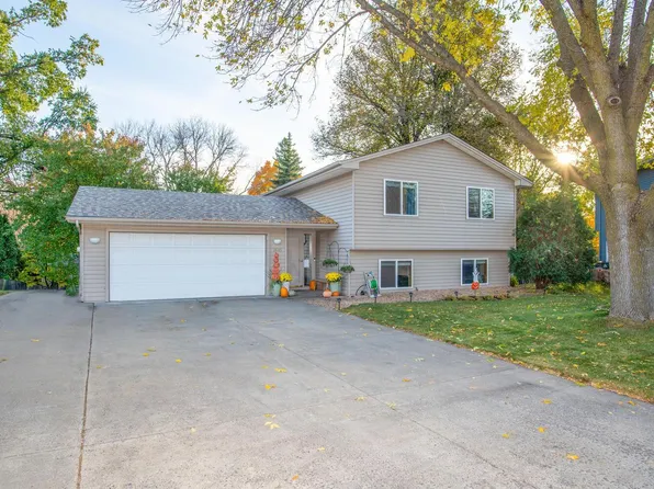 14145 36th Ave N, Plymouth, MN 55447