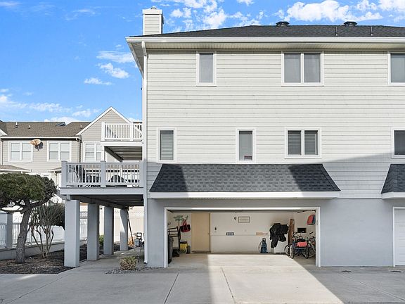 2nd image of 304 E South Station Ave #304