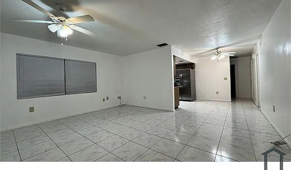 3087 Saint Clair Ave #B — Photo 17