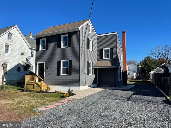 10 High St, Quinton, NJ 08072