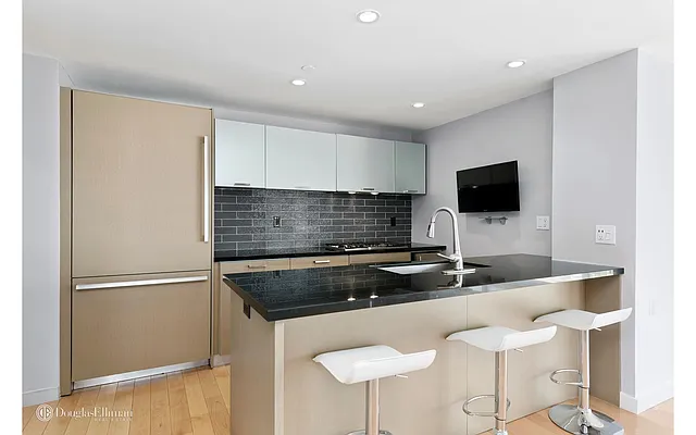 Sold by Douglas Elliman | media 17