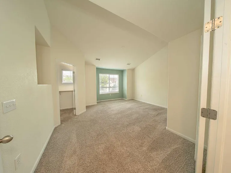 12780 Ivanhoe St — Photo 12