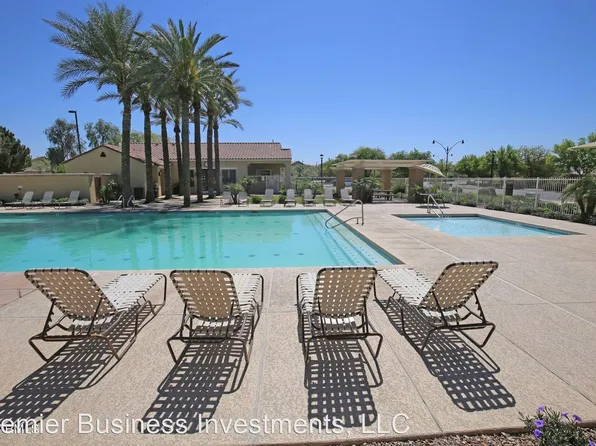 1696 S Martingale Rd, Gilbert, AZ 85295