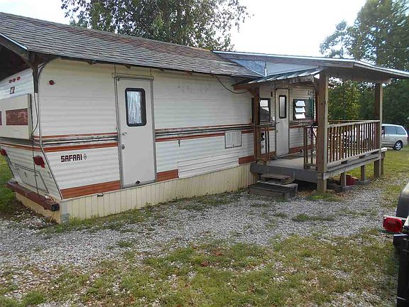 3rd image of 485 County Road 298