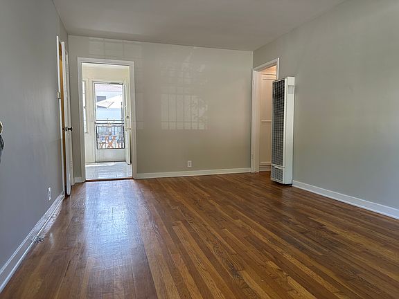 3rd image of 5170 Franklin Ave
