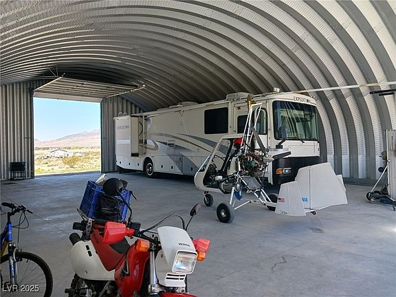 4th image of 3261 N Bellanca Pl