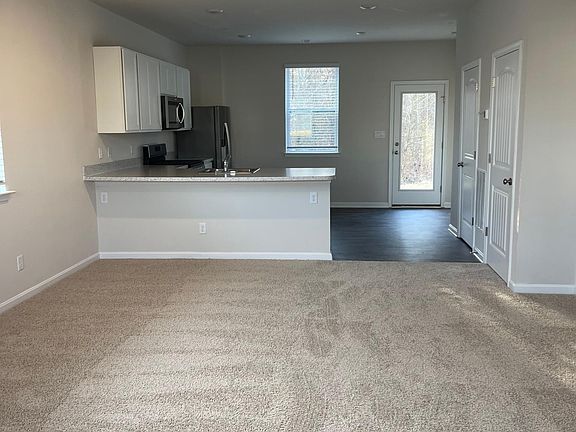 3rd image of 501 Wood Duck Dr