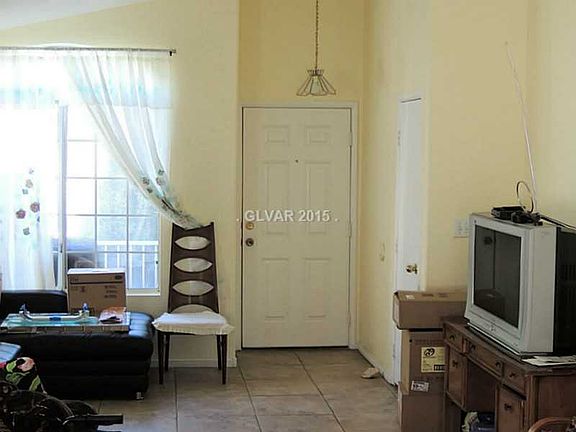 5th image of 2295 Black Bush Ln