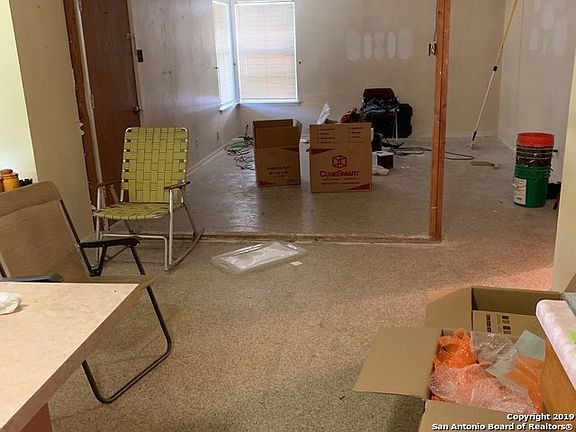 2nd image of 318 Mahota Dr