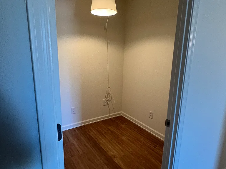office or additional closet space