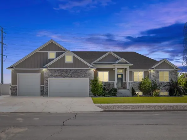 45 N Village Park Dr E, Layton, UT 84041