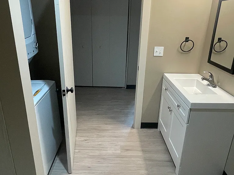 302 Court St #205 — Photo 2