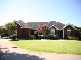 212 Willow Ridge Rd, Westminster, SC 29693