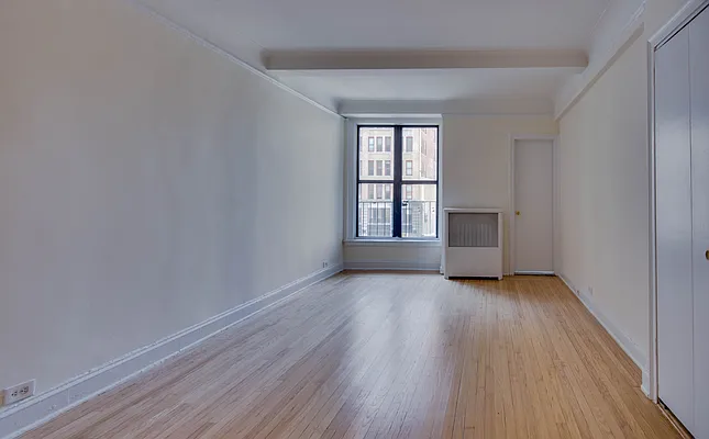 Rented by Brown Harris Stevens | media 4