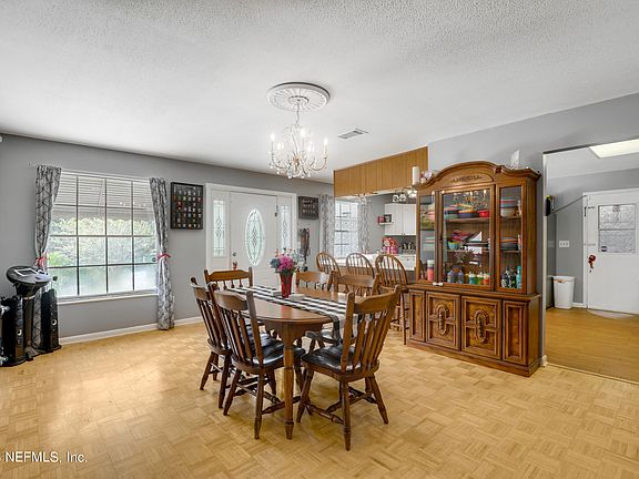 4th image of 7717 KNOLL Drive