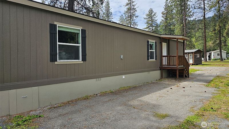 3rd image of 5 Columbia Drive #13