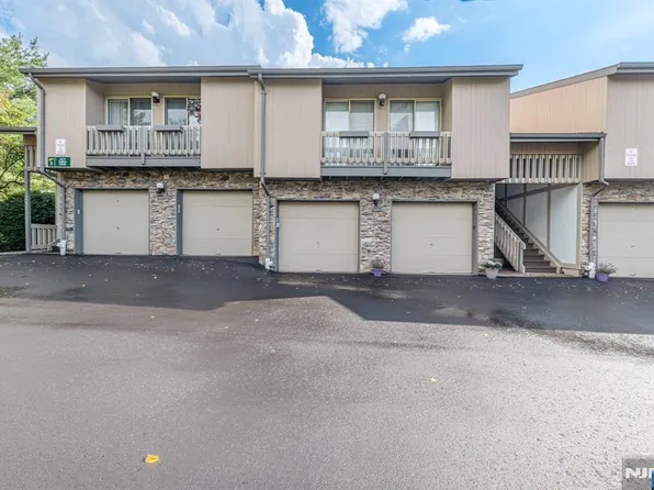 65 Colton Cir #1365, West Orange, NJ 07052