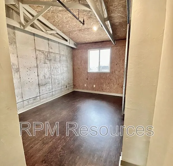 300 Summit Ridge Dr #B1 — Photo 16
