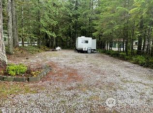 3 Drial Loop, Deming, WA 98244